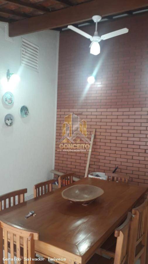 Casa, 3 quartos, 225 m² - Foto 33