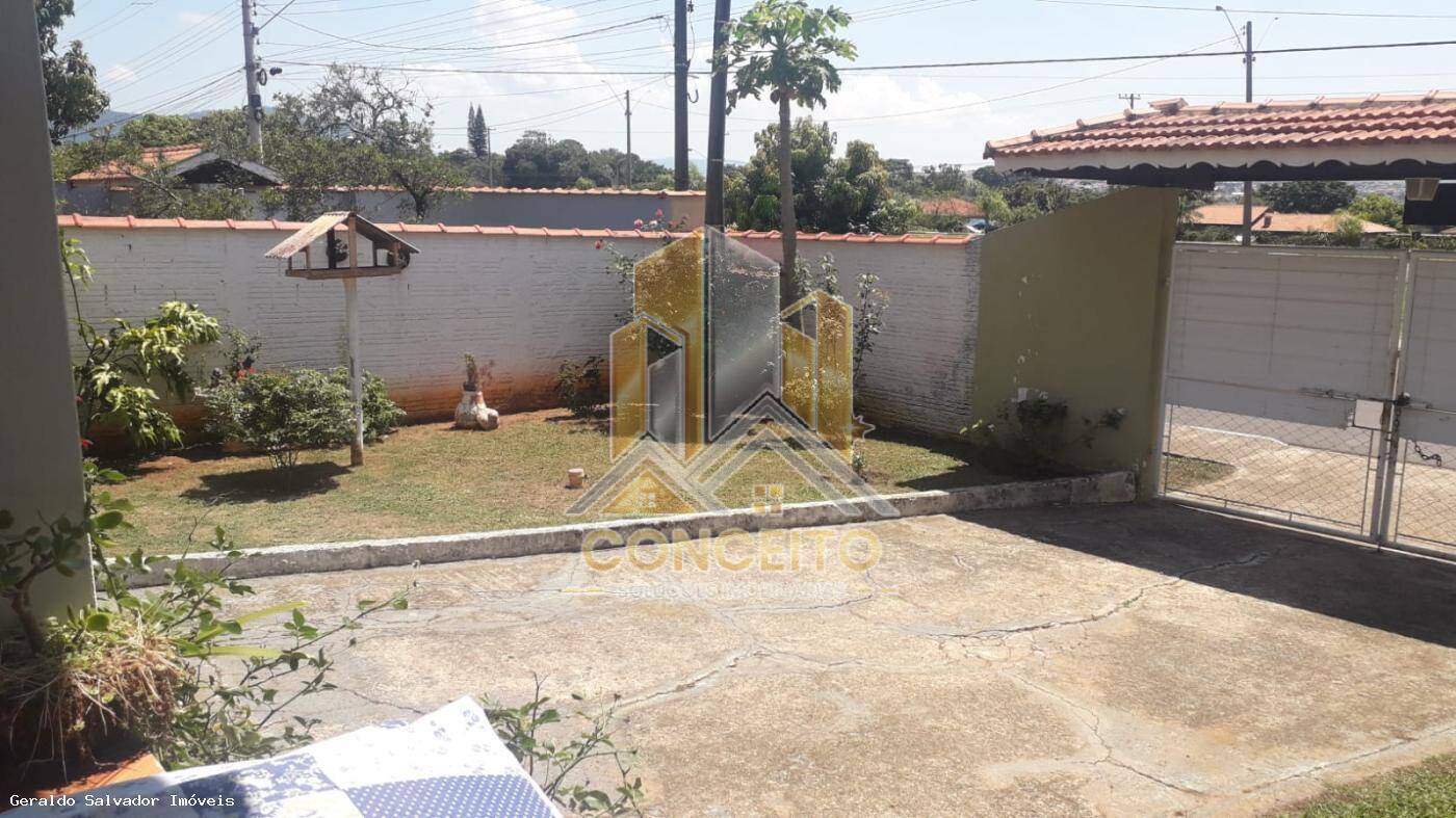 Casa à venda com 4 quartos, 240m² - Foto 6
