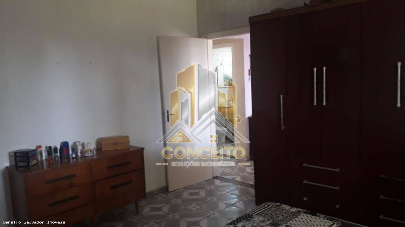 Casa à venda com 4 quartos, 240m² - Foto 23