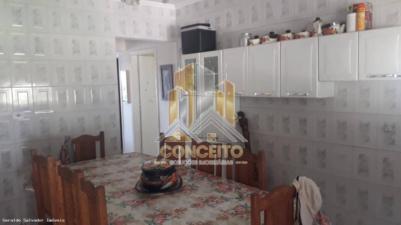 Casa à venda com 4 quartos, 240m² - Foto 30