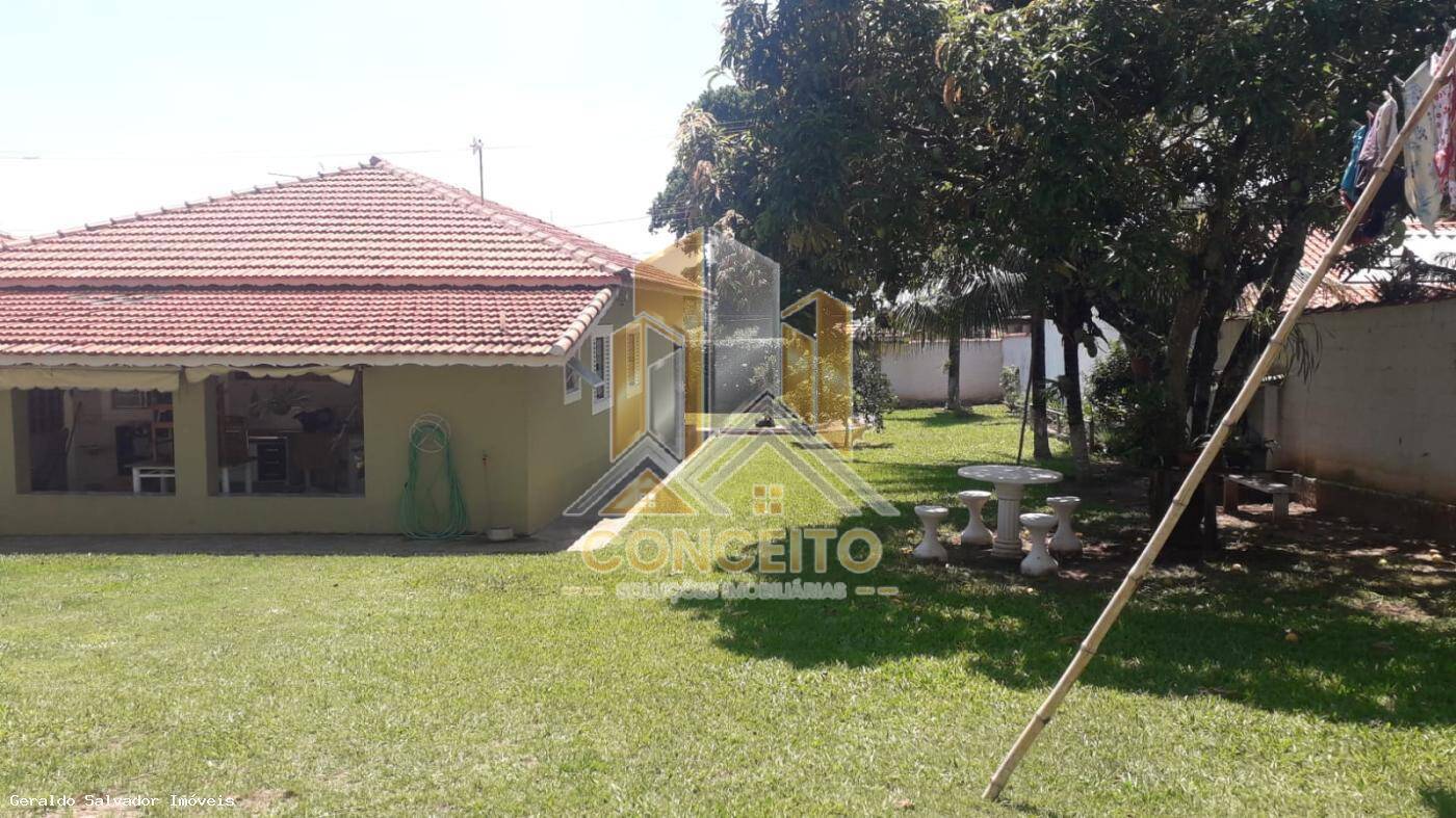 Casa à venda com 4 quartos, 240m² - Foto 10