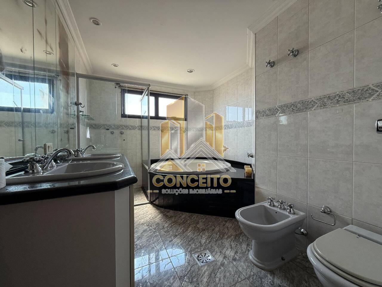 Apartamento, 3 quartos, 260 m² - Foto 10